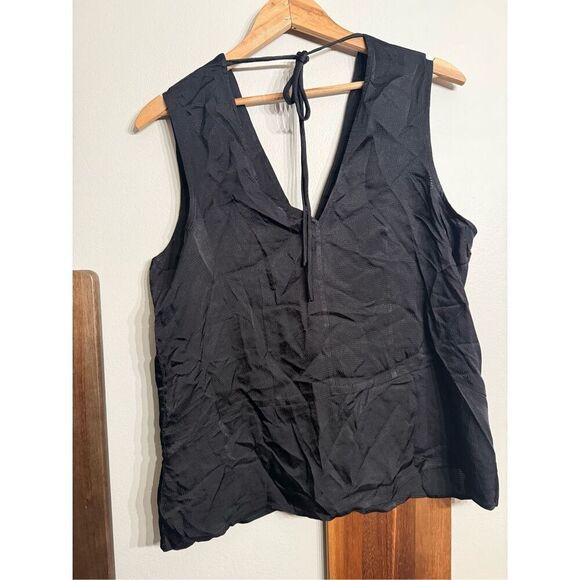 Everlane Black Satin V-Neck Top Medium NWT - Picture 3 of 8